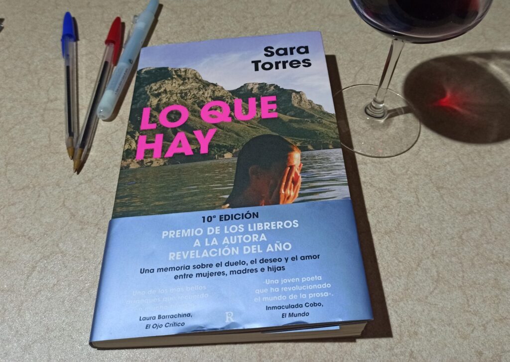 lo que hay - sara torres